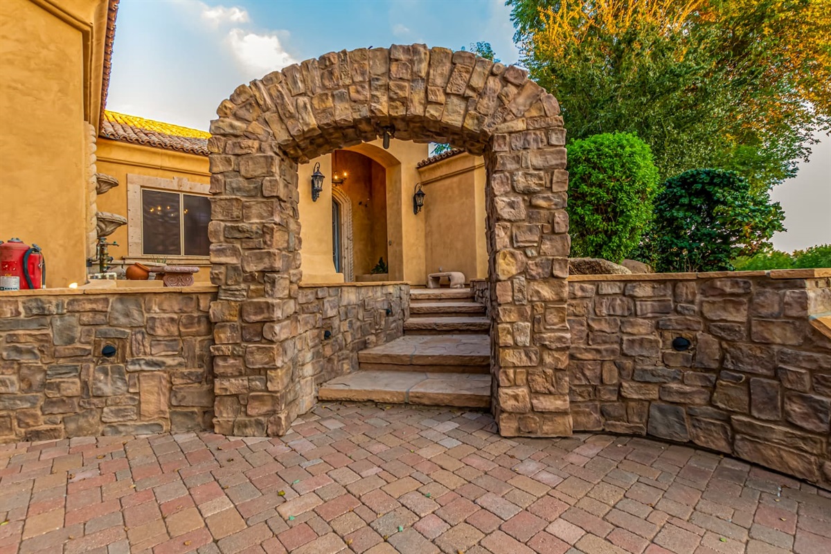 Luxurious 5 Bed; Desert Oasis w/ Pool! — Desert Paradise Retreat | Luxe 5BR w/ Pool in Mesa, Mesa, Arizona — photo 17