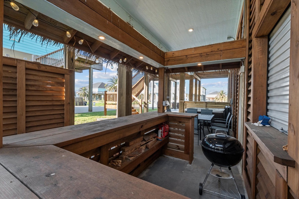 19ff7cb581244b79935633b5c80302d7 Large | Beachhouse | Texas | TX | Vacation Homes | Galveston | Crystal Beach | Kokomo | Breezy Days | Beachfront Elegance | Sunrise Serenity | Southern Sands Property Management, LLC