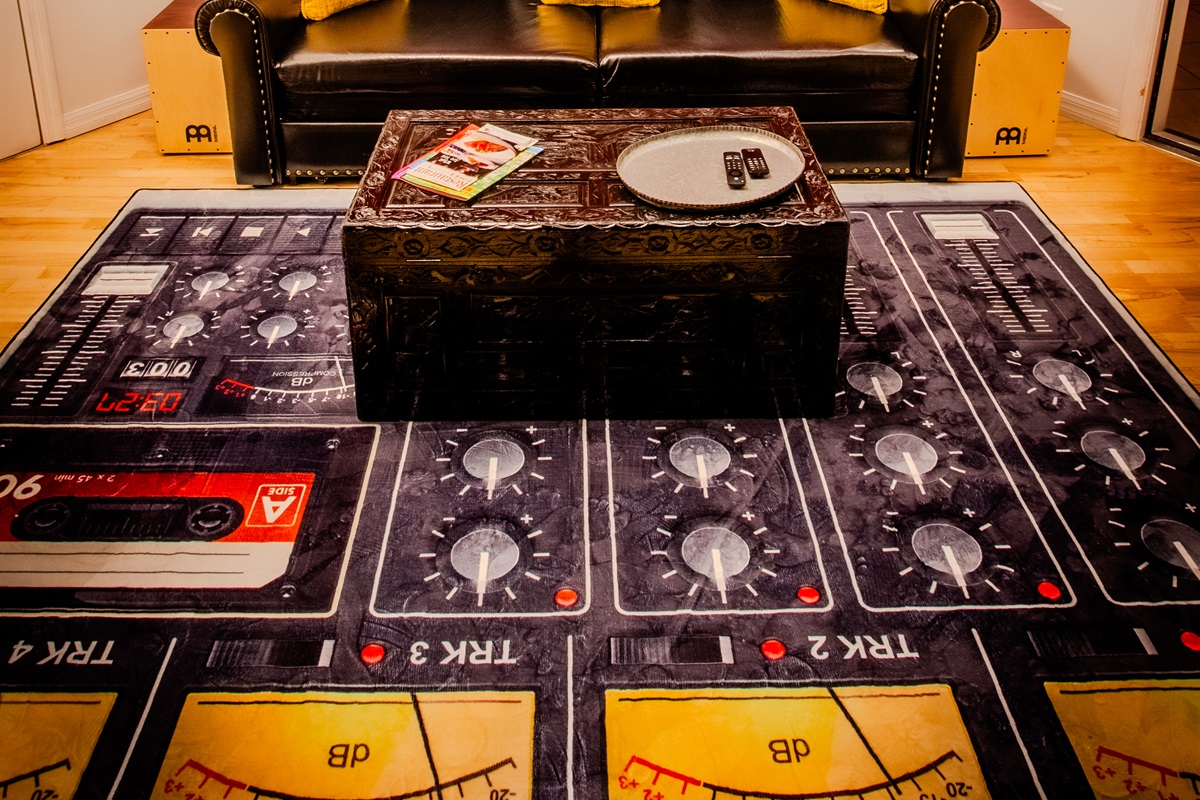 Living Room - Controll Room