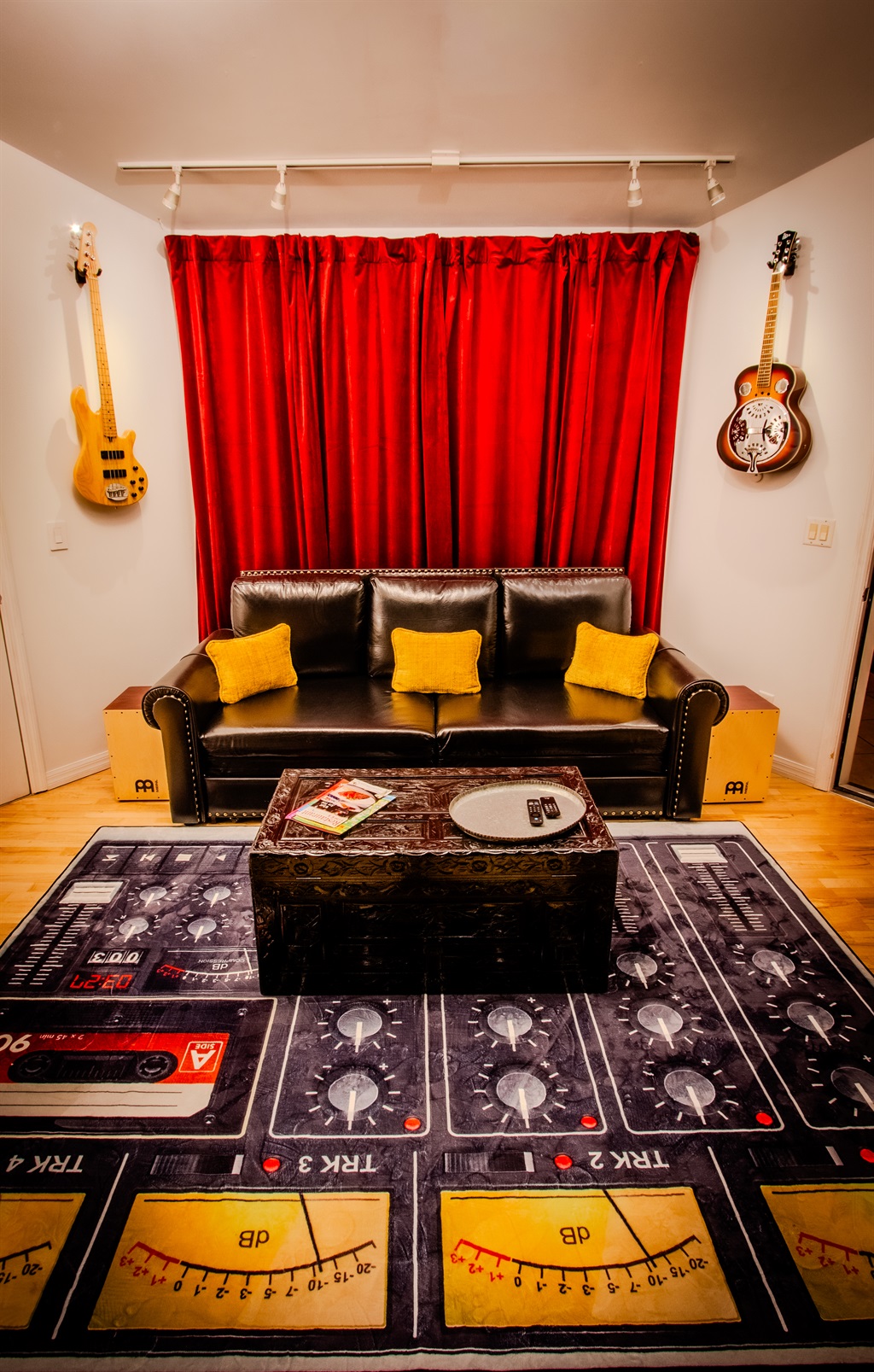 Living Room - Controll Room