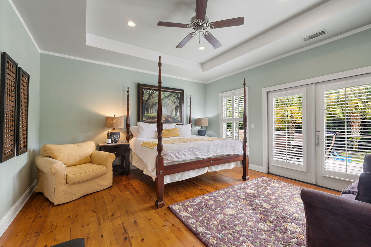 Each of the King Suites opens to back Deck
