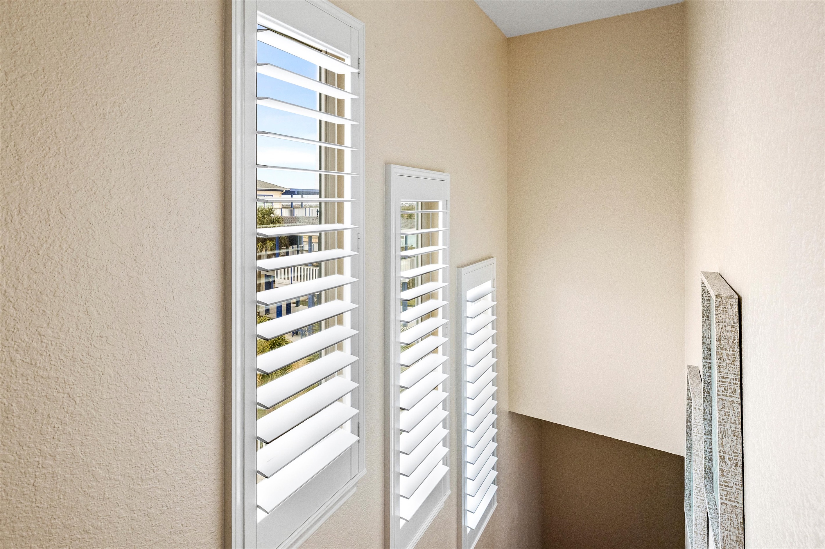 Wake refreshed and ready.