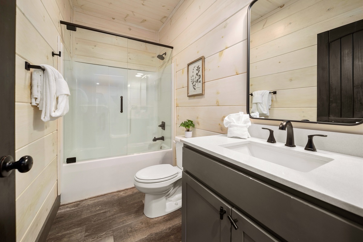 Ensuite