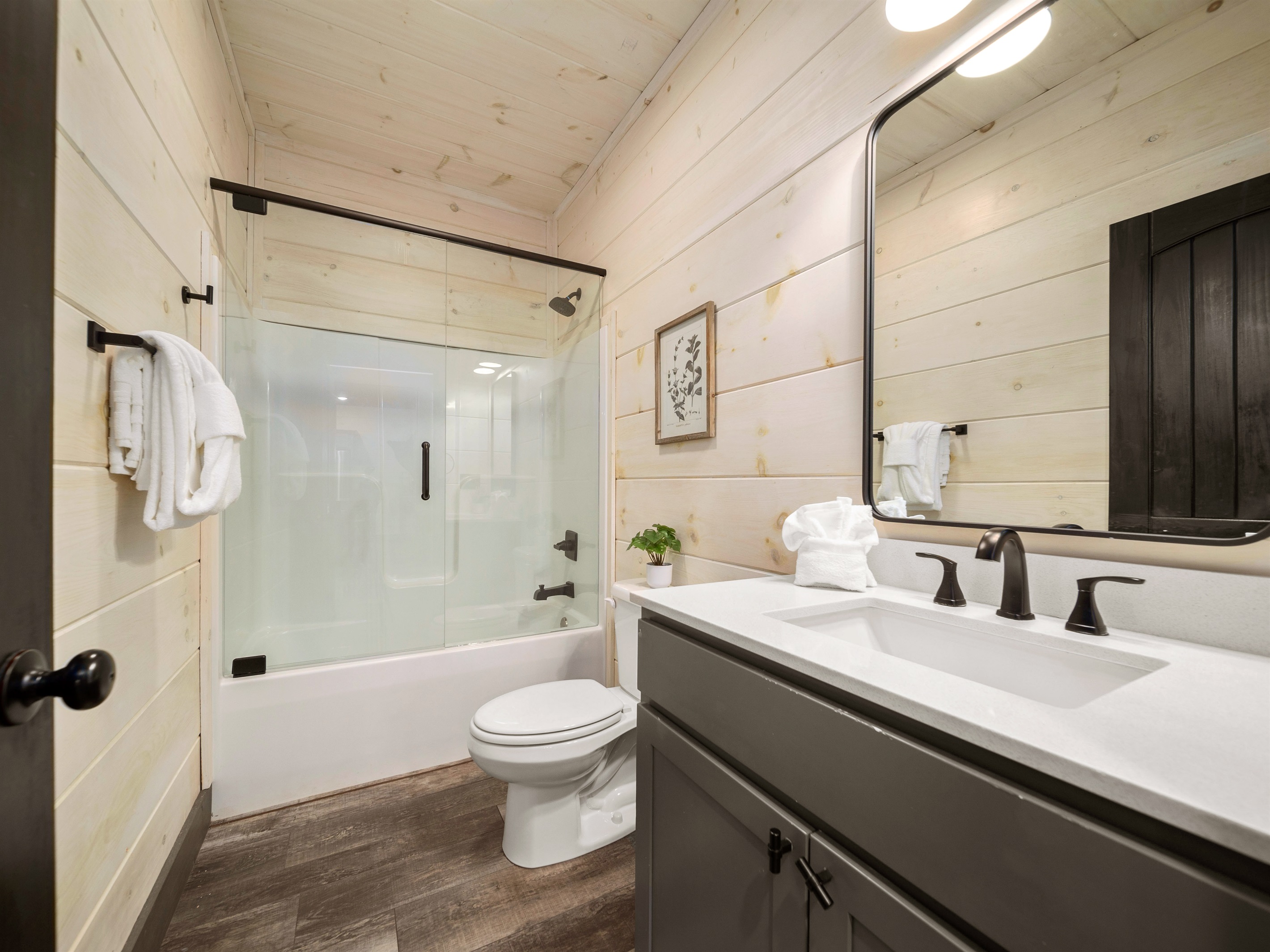 Ensuite