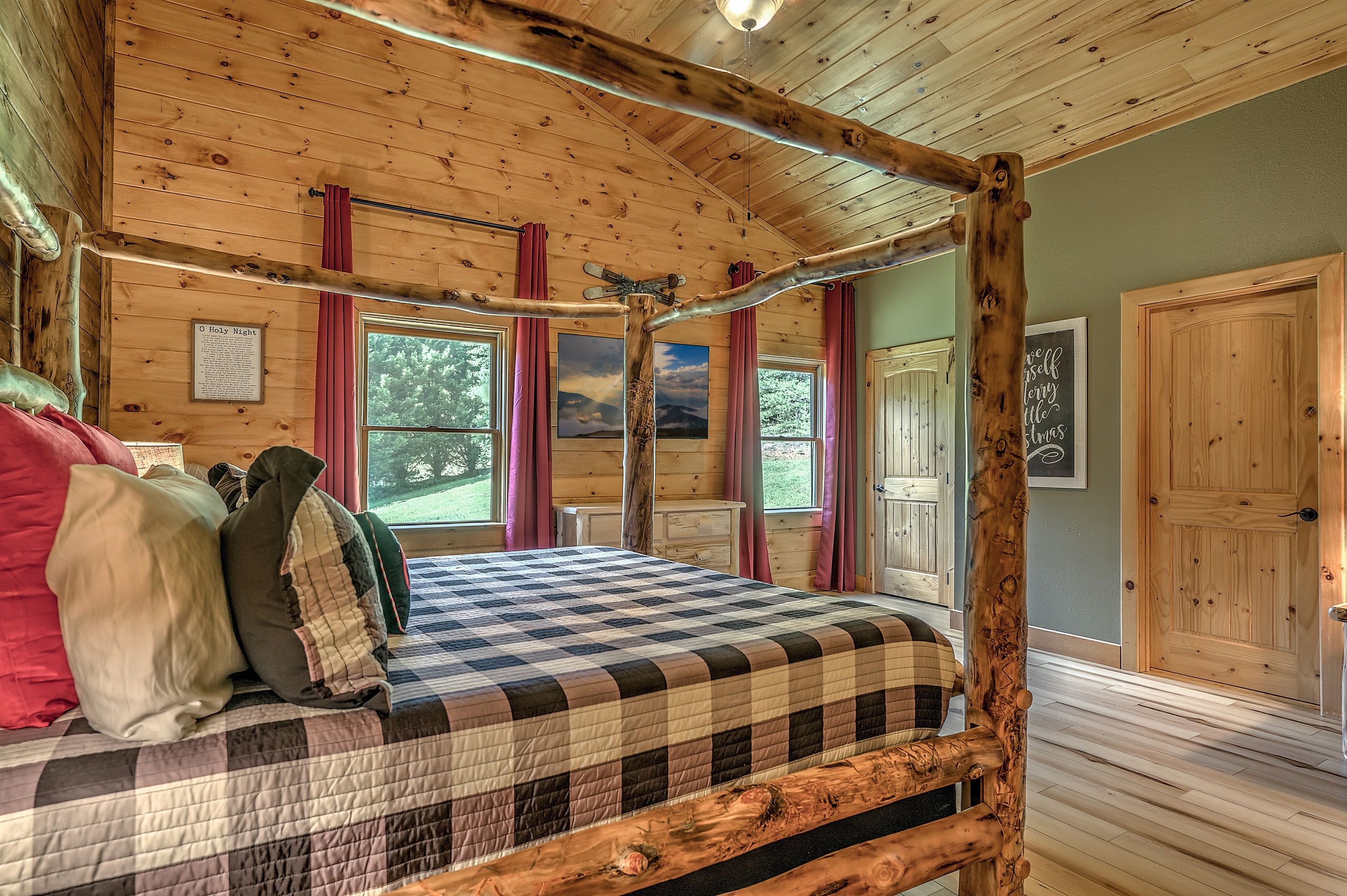 Silent Night Room Upper.