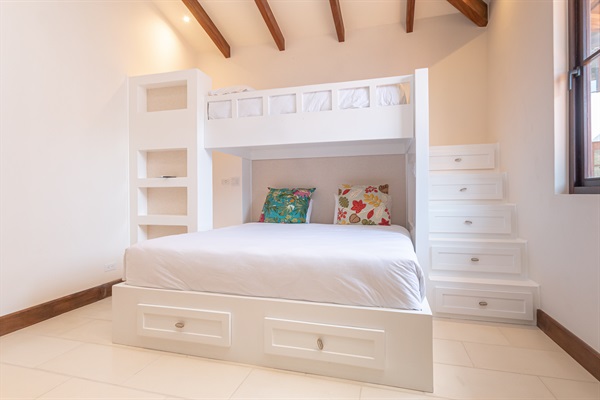 4BR Luxury Villa | Private Pool + Terrace | Las Catalinas