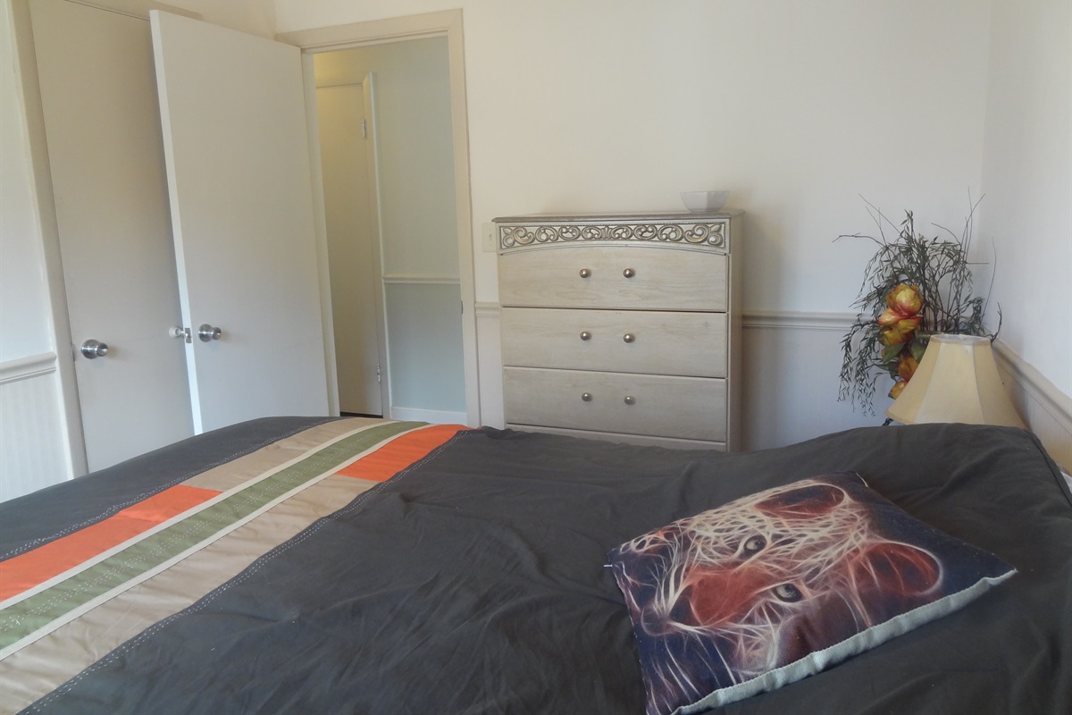 Bedroom 2 with queen bed