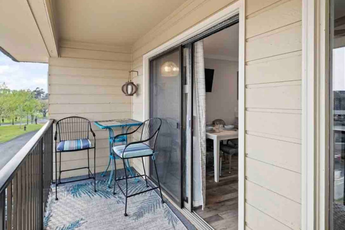 Balcony bistro set
