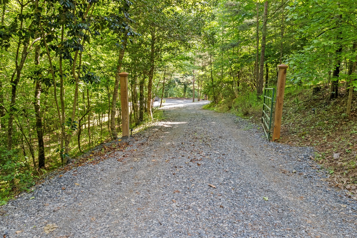 Driveway leading to the property