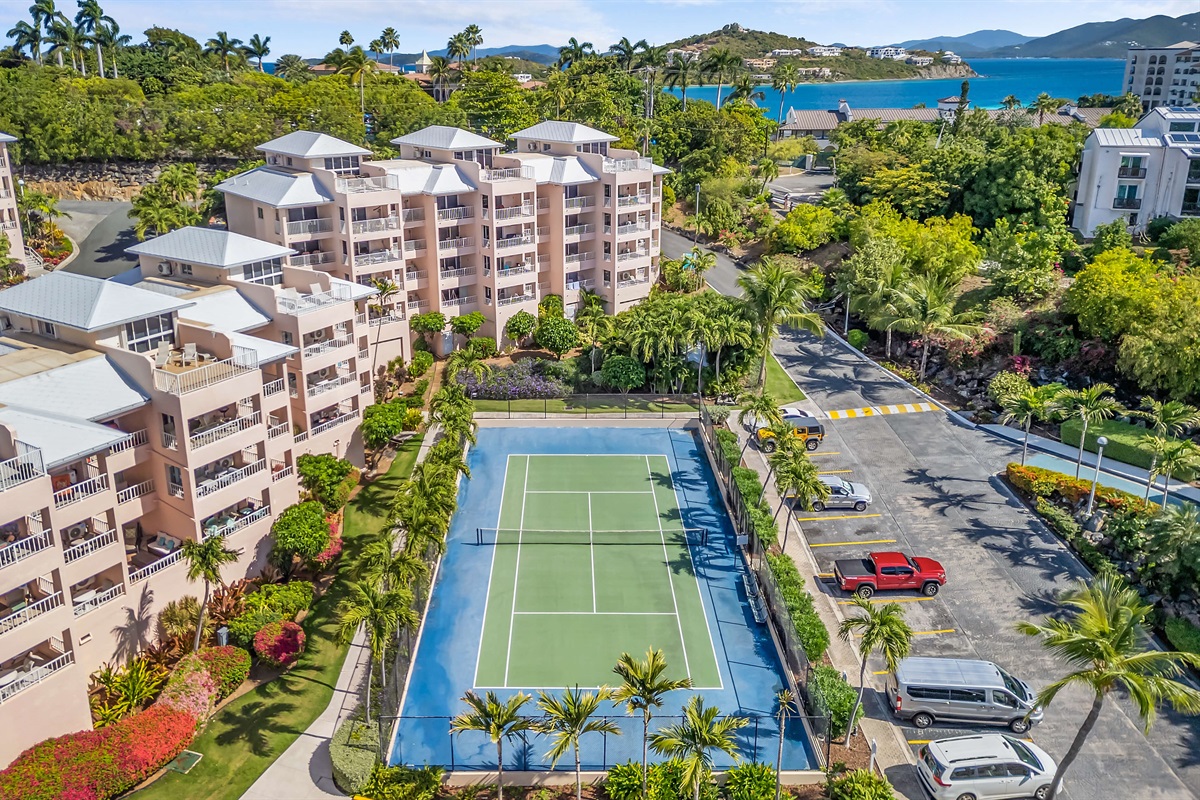 Because beach days aren&rsquo;t just for lounging&mdash;who&rsquo;s up for a match?