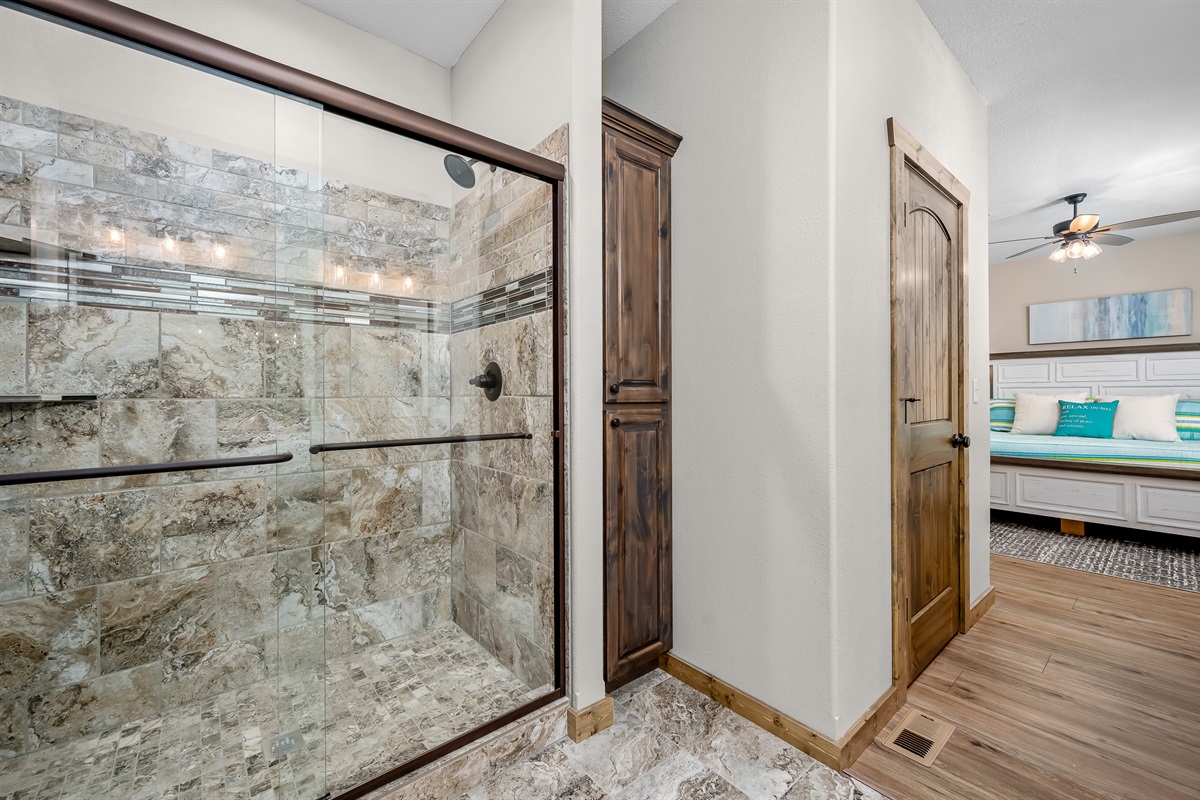 King #2 bathroom