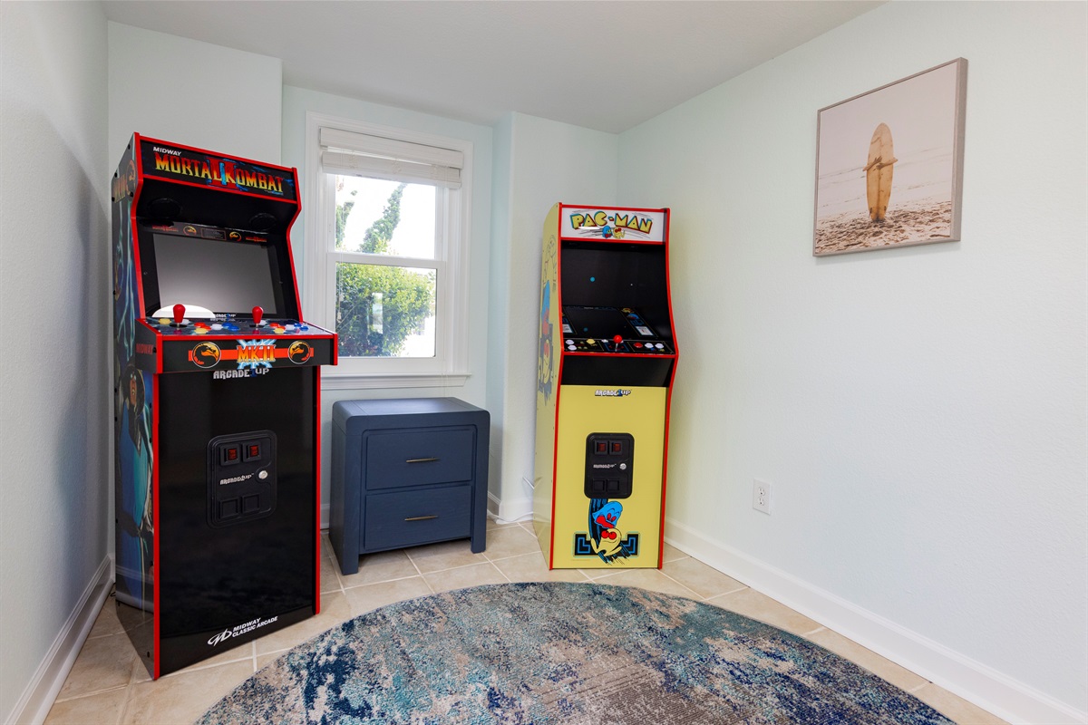 Enjoy some retro vibes with these classic arcade games! 