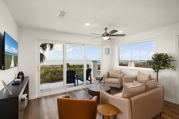 Upstairs Great Room with Bay and Island Views
Comfy seating for 5 and Dining for 6
Steps out to the Balcony
