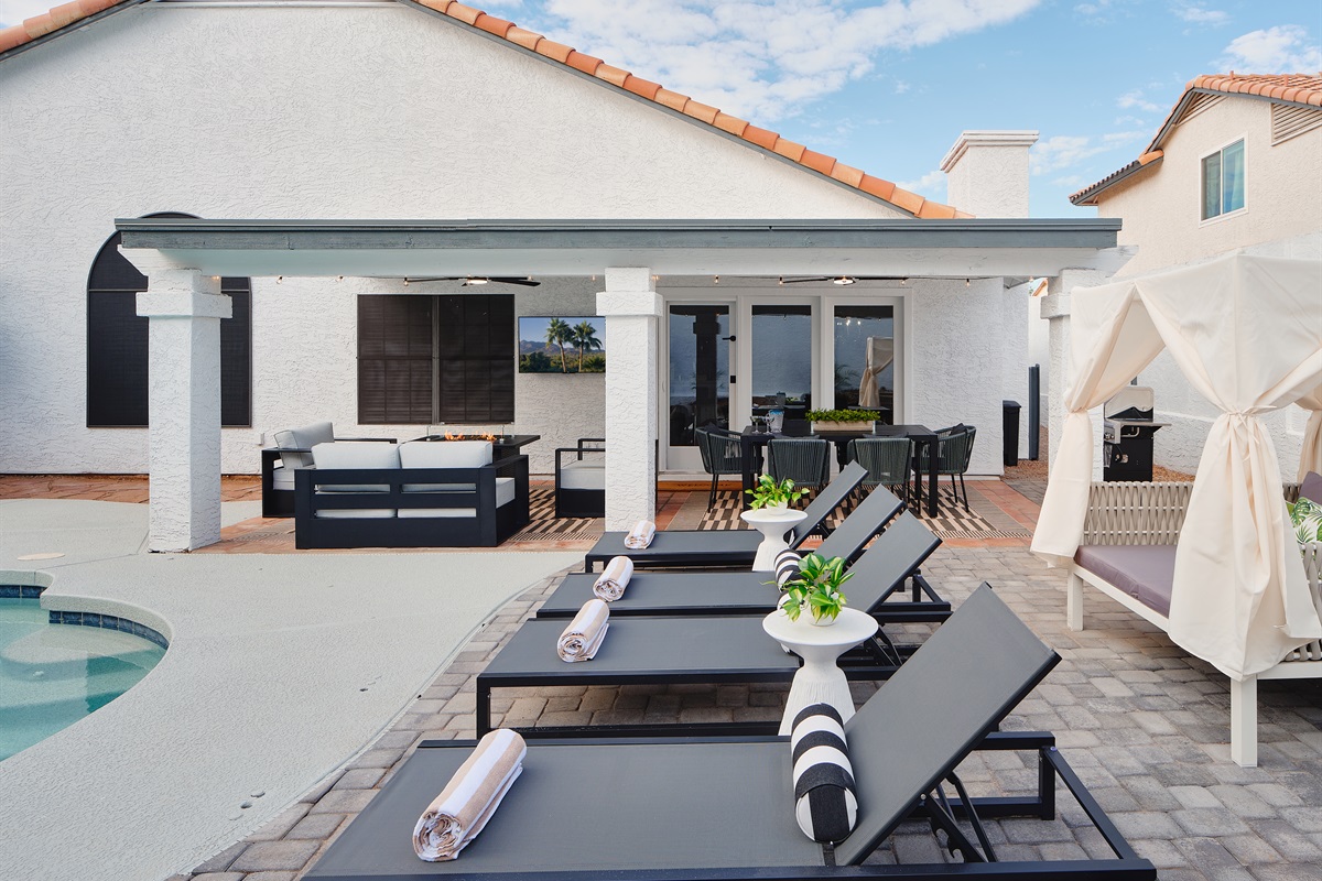 Soak in the AZ Sun on 4 Loungers