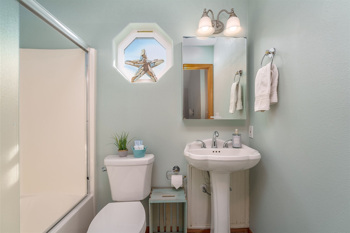 Indulge in luxury and comfort in our beautifully appointed bathroom.