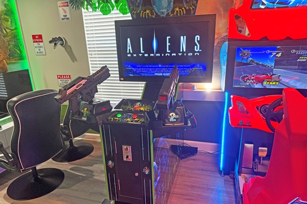 Play Aliens Extermination Arcade Game (FREE To Play)