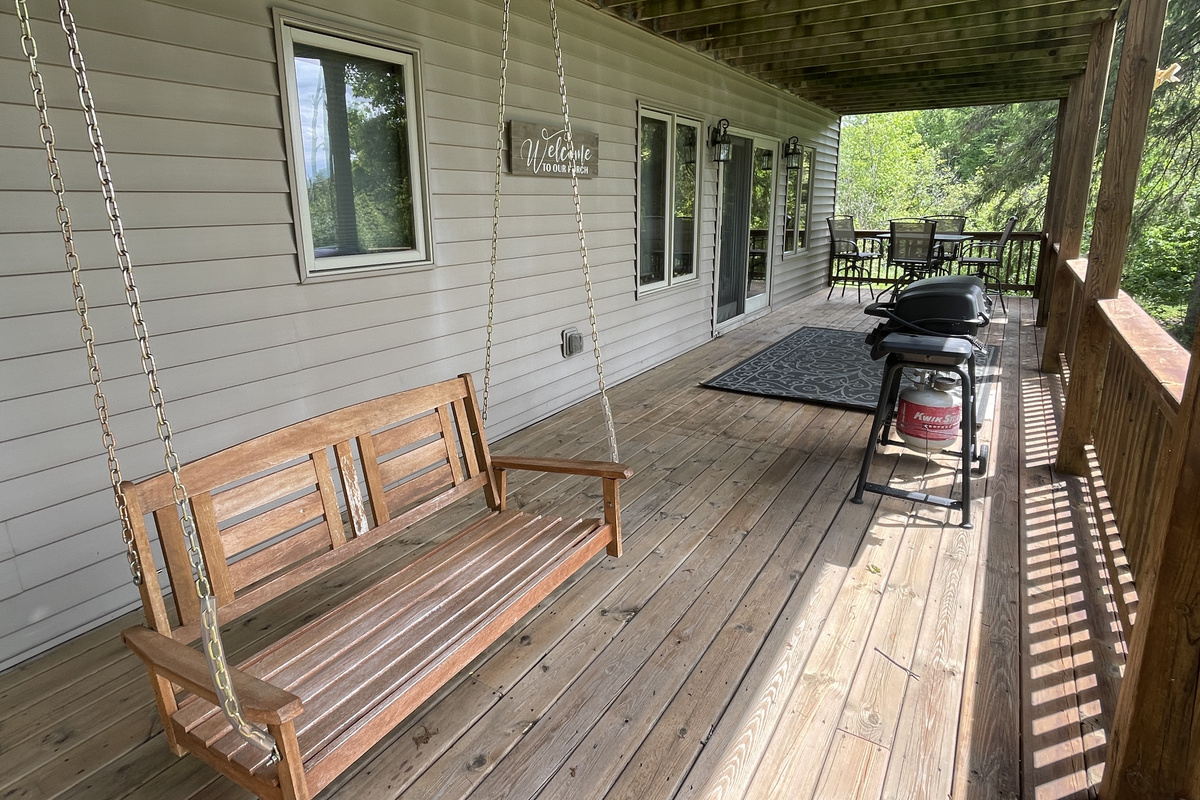 Balcony - Porch Swing & Grill