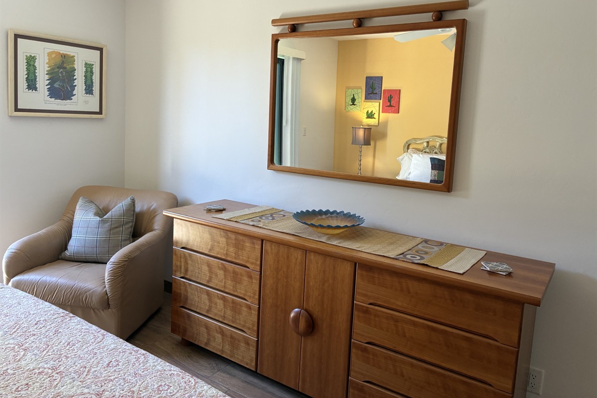 Both beds have king sized beds.