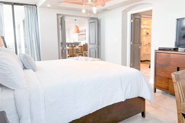 master bedroom, king bed
