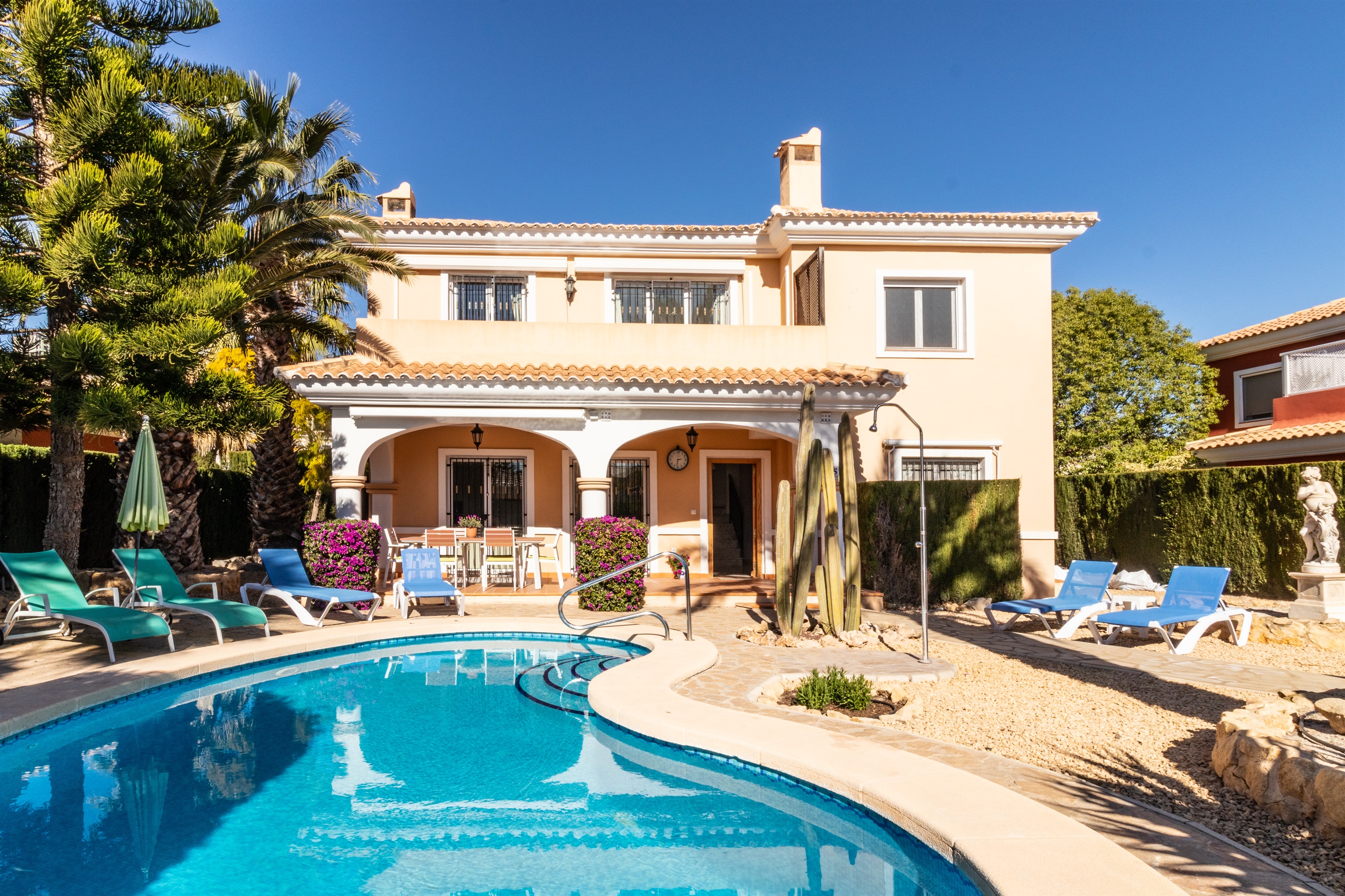 Villa Henri, private pool, hollidays!
