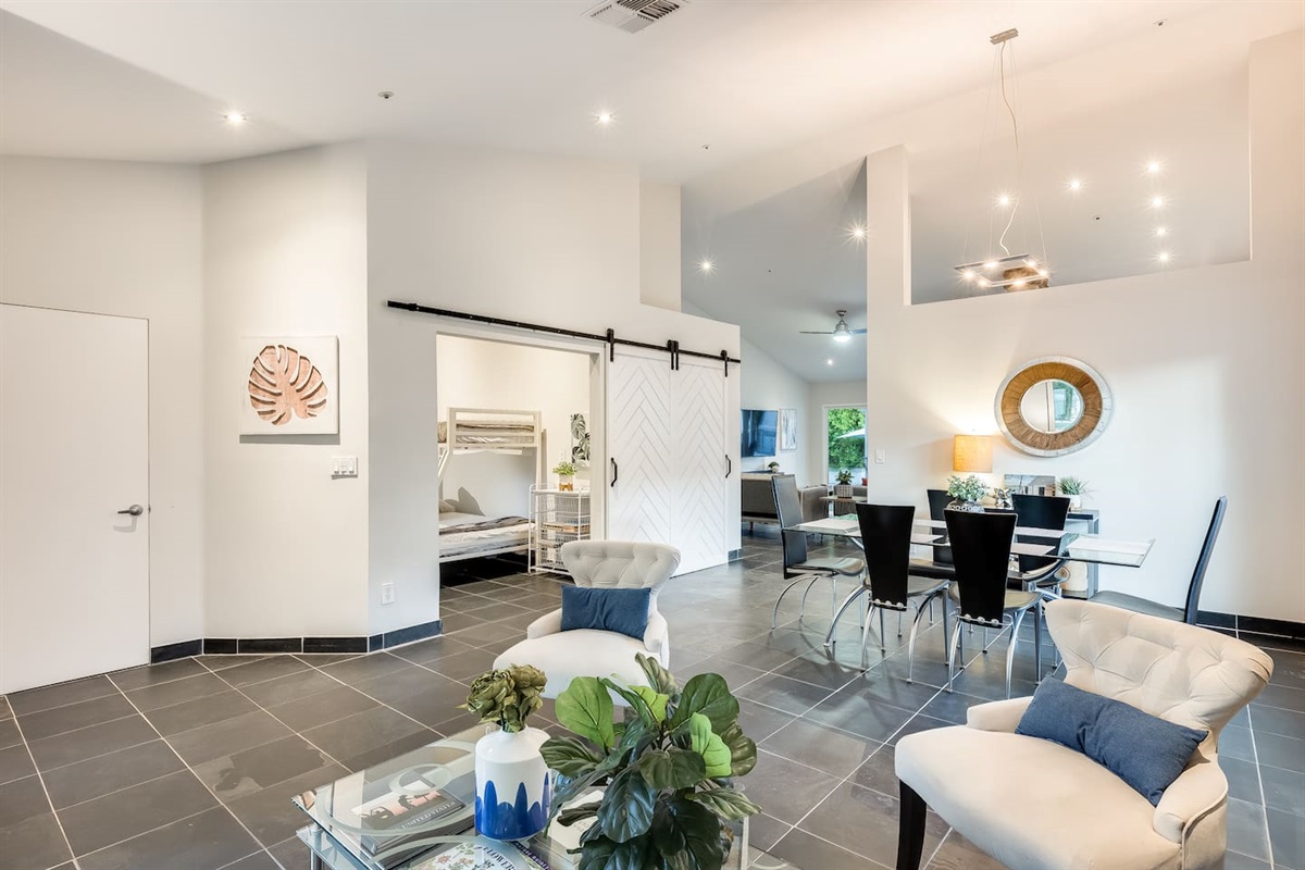 Meadow Hill · Dynamic Modern Home in N S — Meadow Hills in North Scottsdale / Heated Pool, Scottsdale, Arizona — photo 37