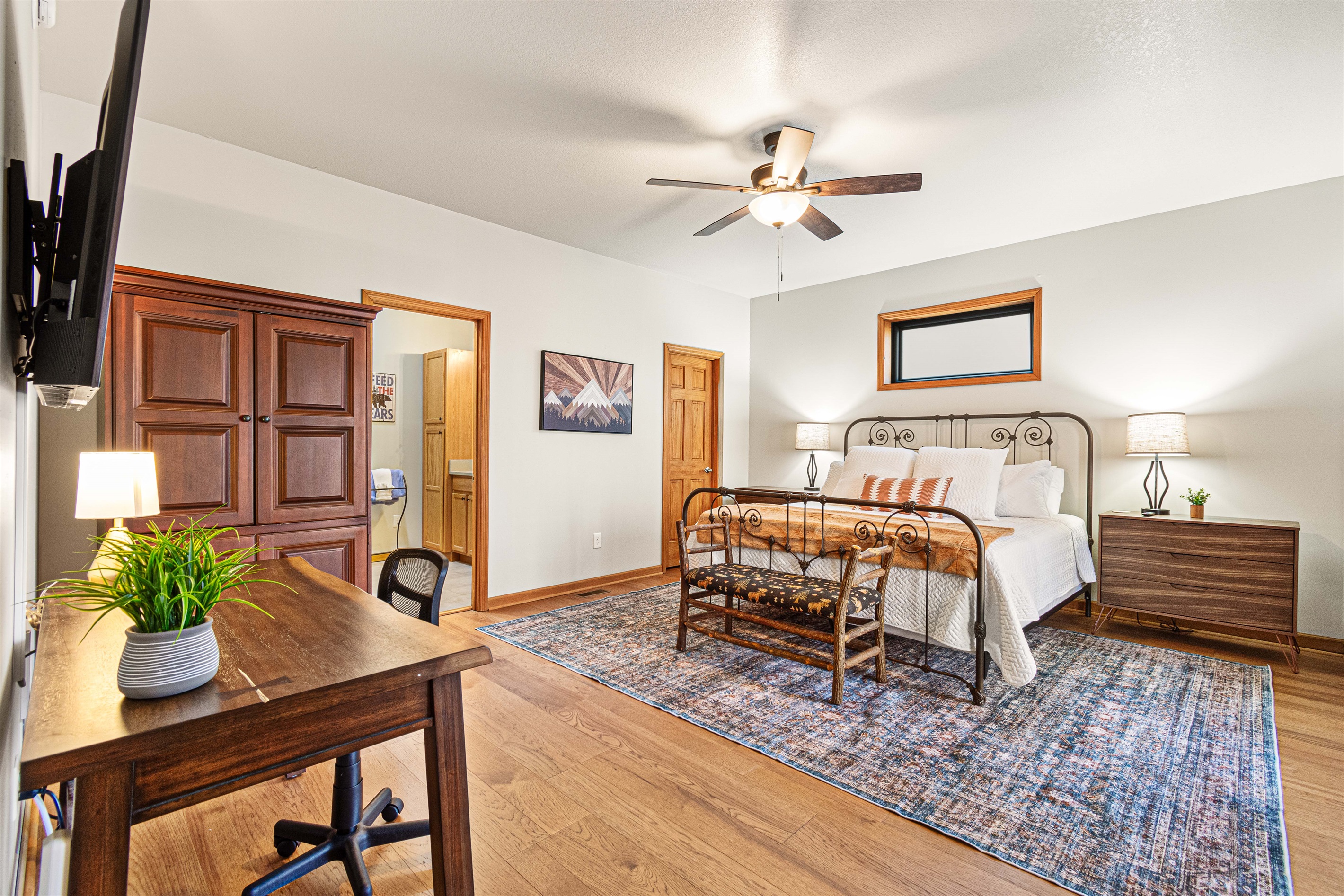 All Four Bedrooms are Huge King bedrooms with private ensuite bathrooms and access to the deck.