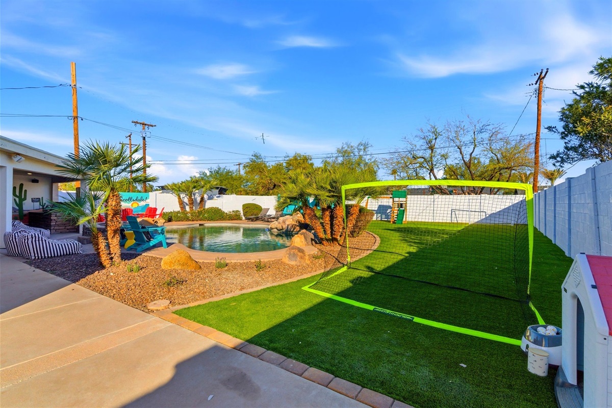 2 Soccer Goals & Doggie Amenities
