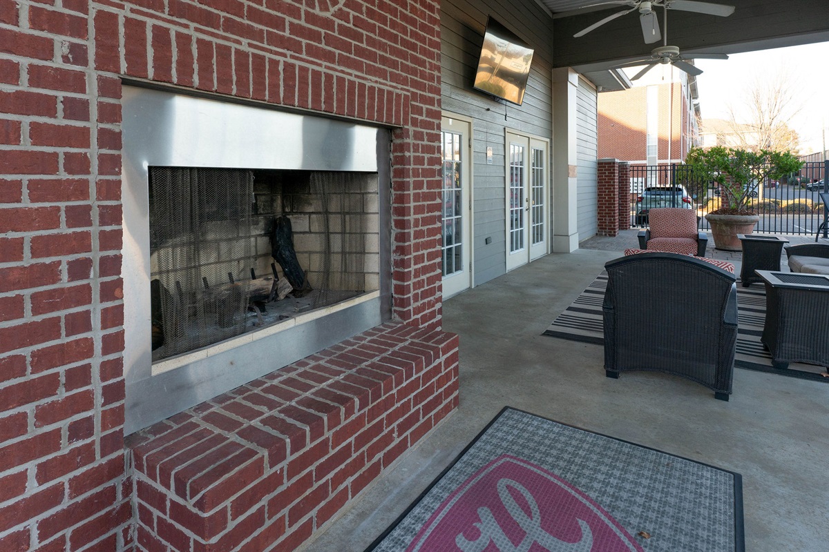 HOA Amenity Area