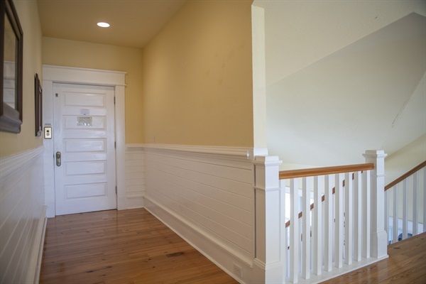 Elevator to conveniently get to 3rd floor with your belongings.