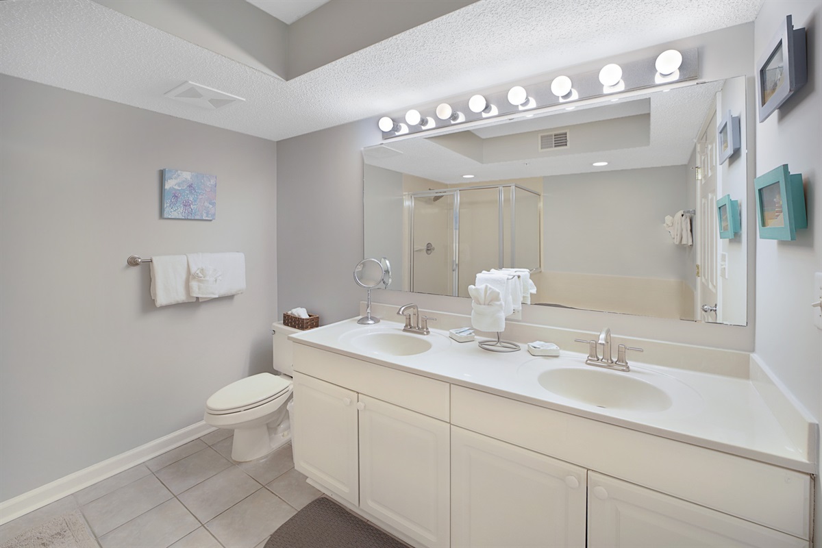 Main Bathroom