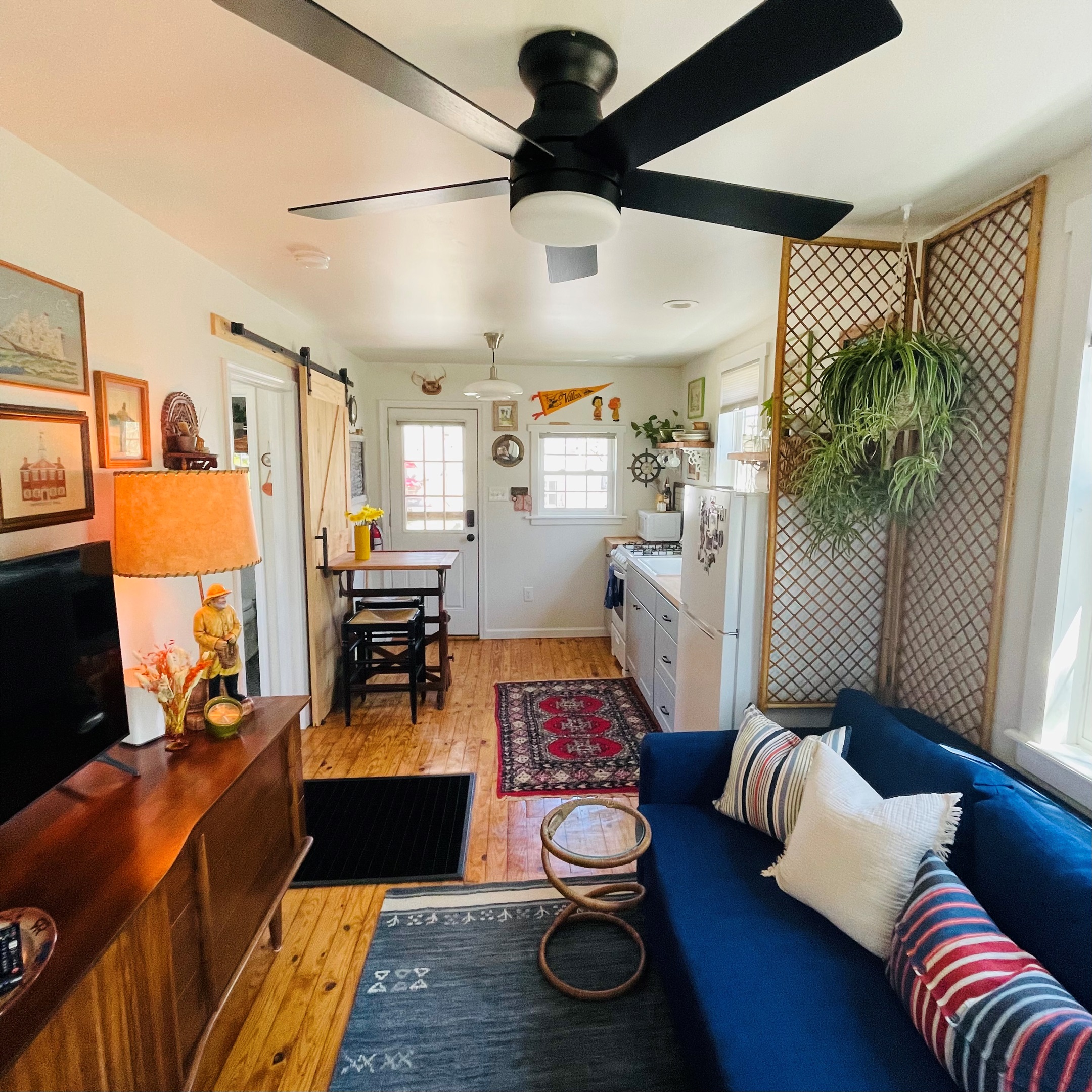 Living room looking into the kitchen.
