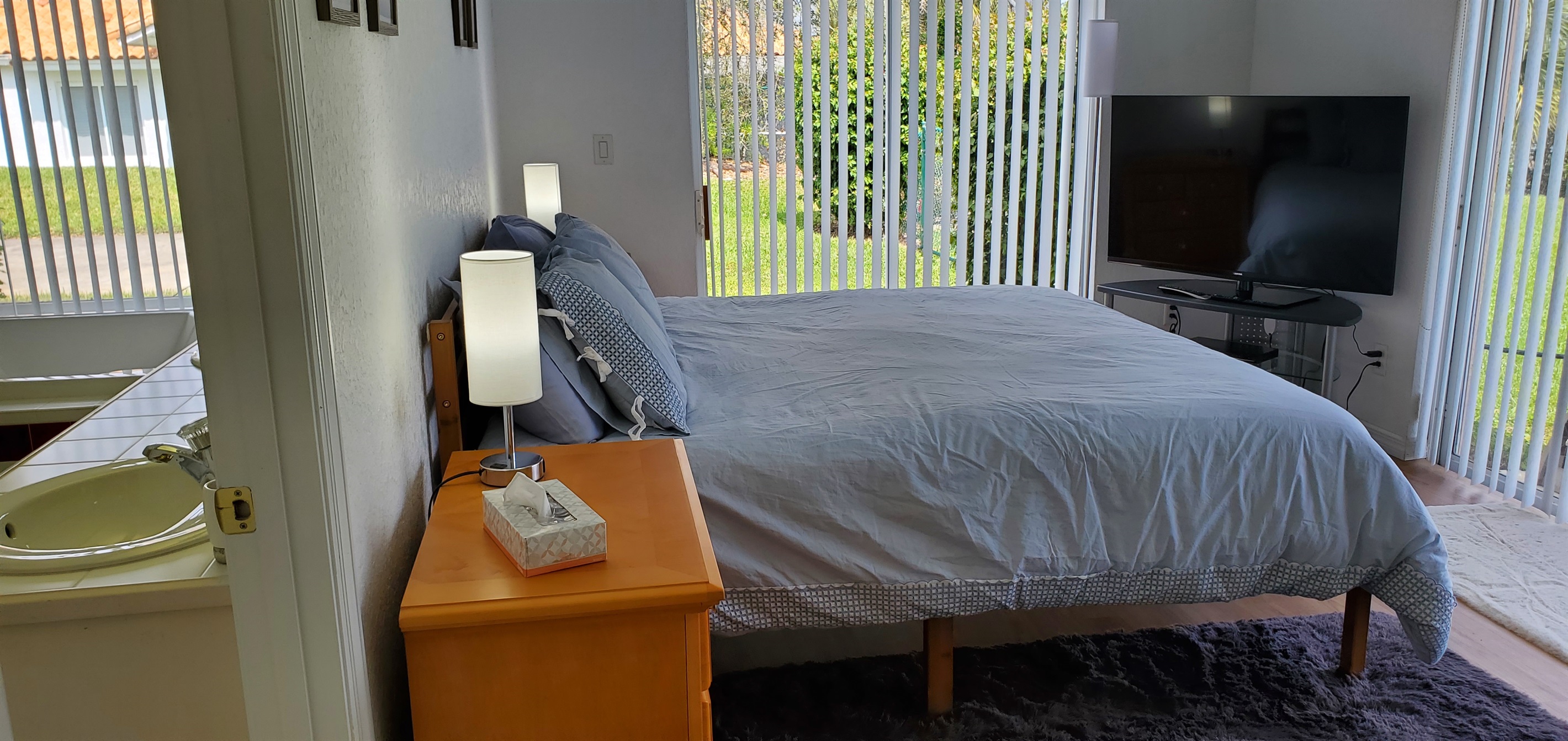 Master King bedroom and private ensuite bathroom