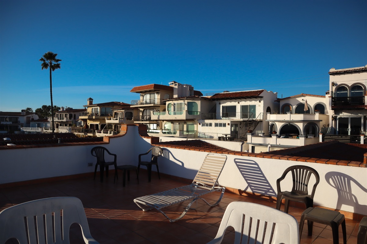 Rooftop Deck