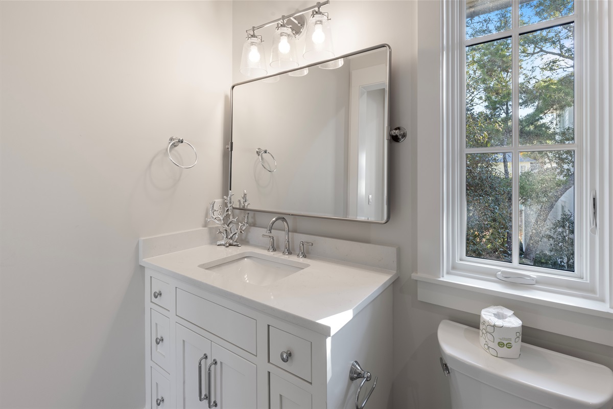 Carriage House Bathroom
