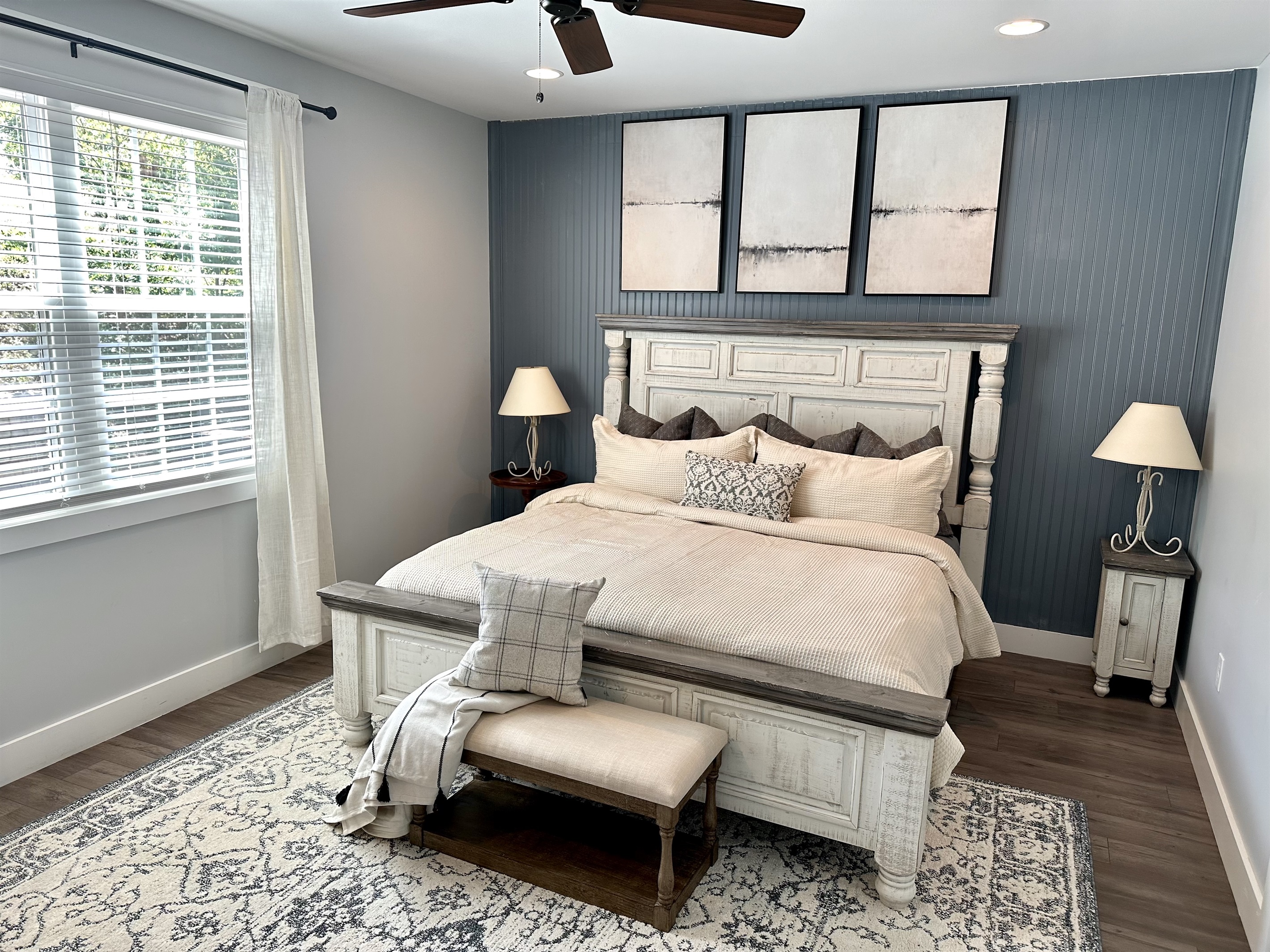 Upstairs 2nd king bedroom