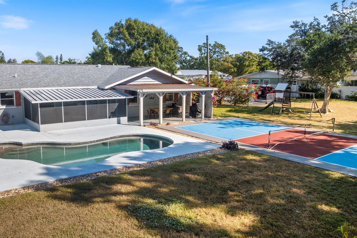 Vast and private backyard