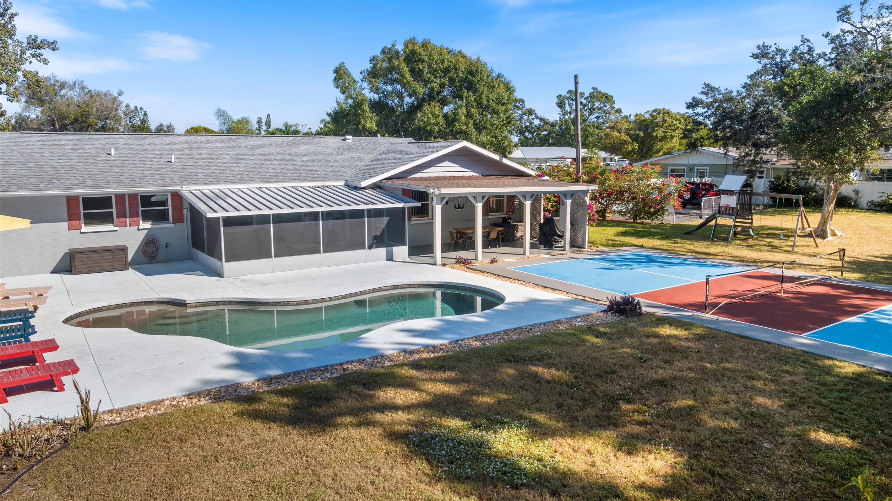Vast and private backyard