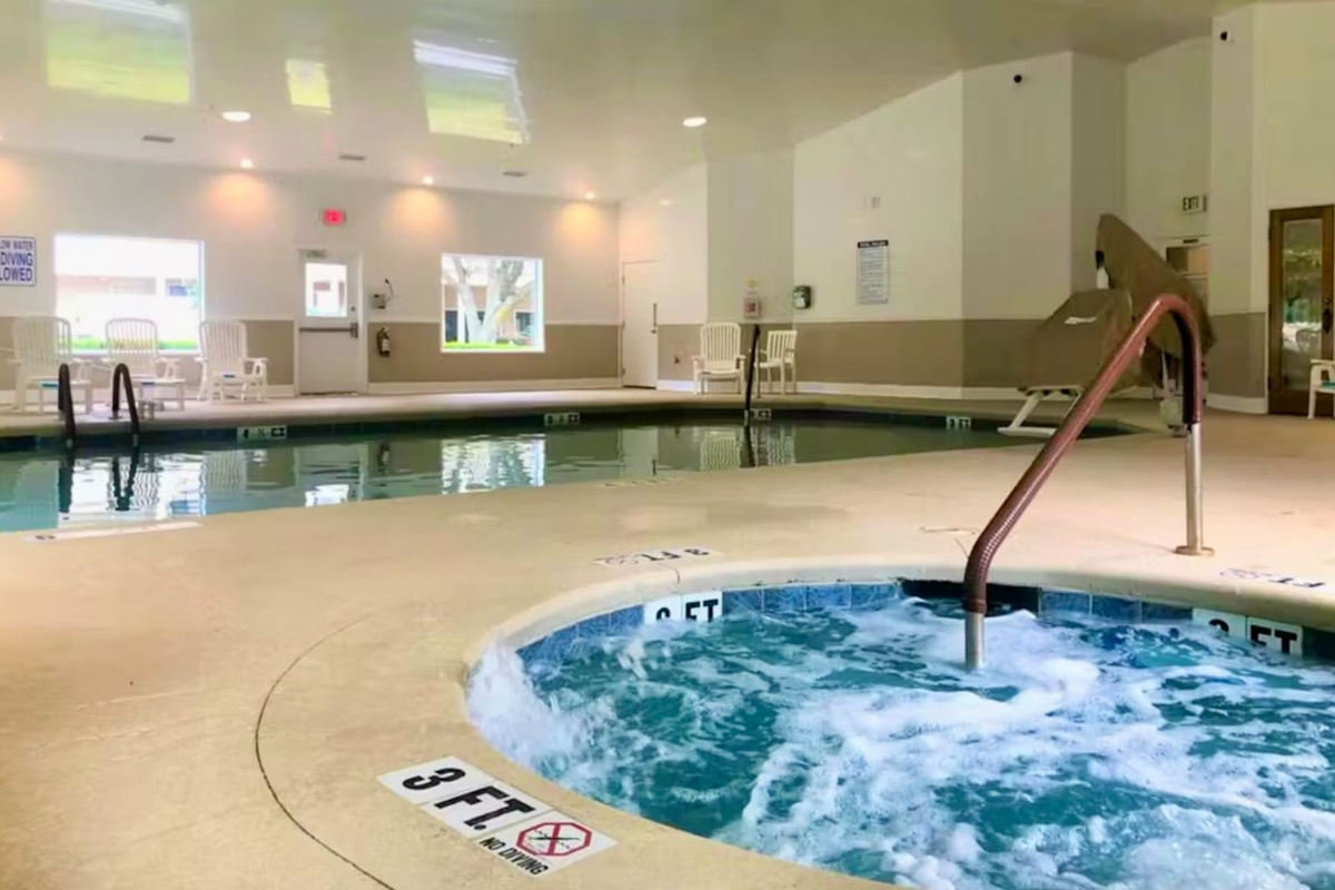 Indoor hot tub