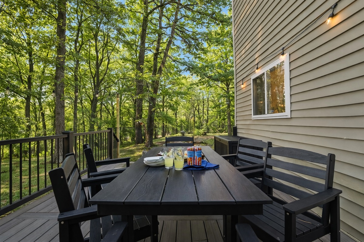 Dine surrounded by trees, where every meal feels calm, private, and a little more special