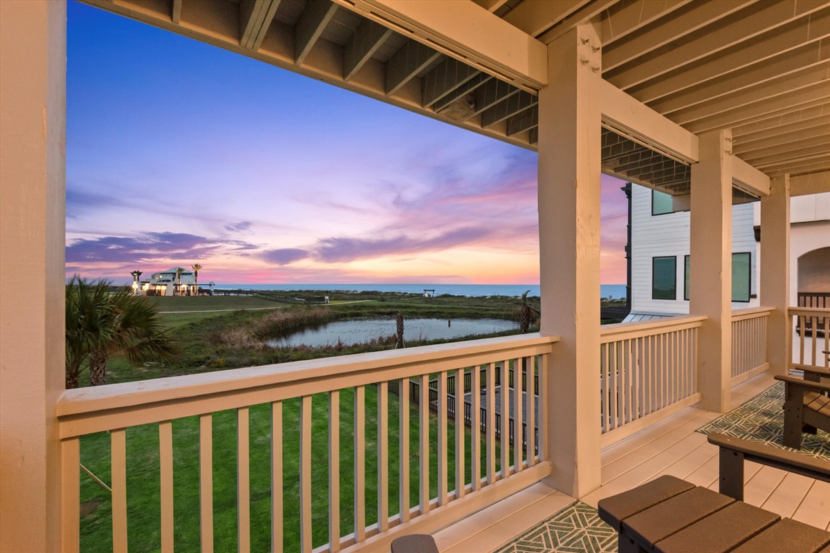 1c5c38e06d9846a59b901524710e5ac3 Large | Beachhouse | Texas | TX | Vacation Homes | Galveston | Crystal Beach | Kokomo | Breezy Days | Beachfront Elegance | Sunrise Serenity | Southern Sands Property Management, LLC