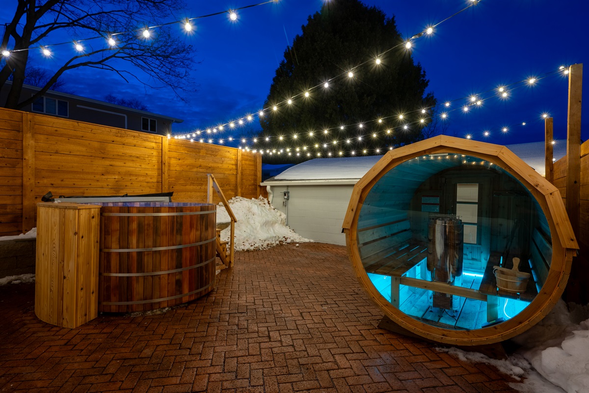 Cedar Hot tub and Sauna
