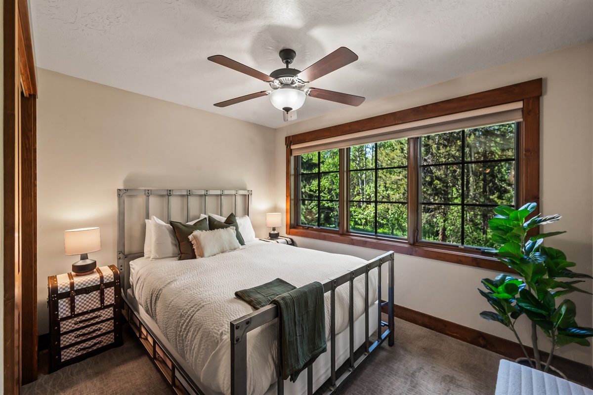 Bedroom 1 with Queen Bed