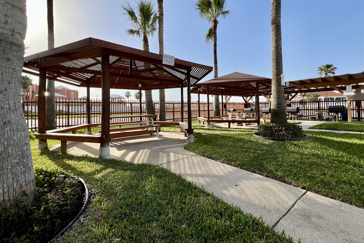 Awesome Outdoor Amenity