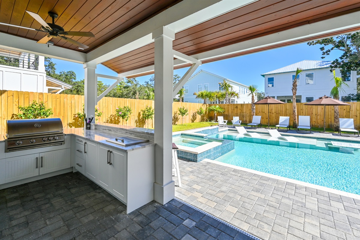 Covered Summer Kitchen with TV