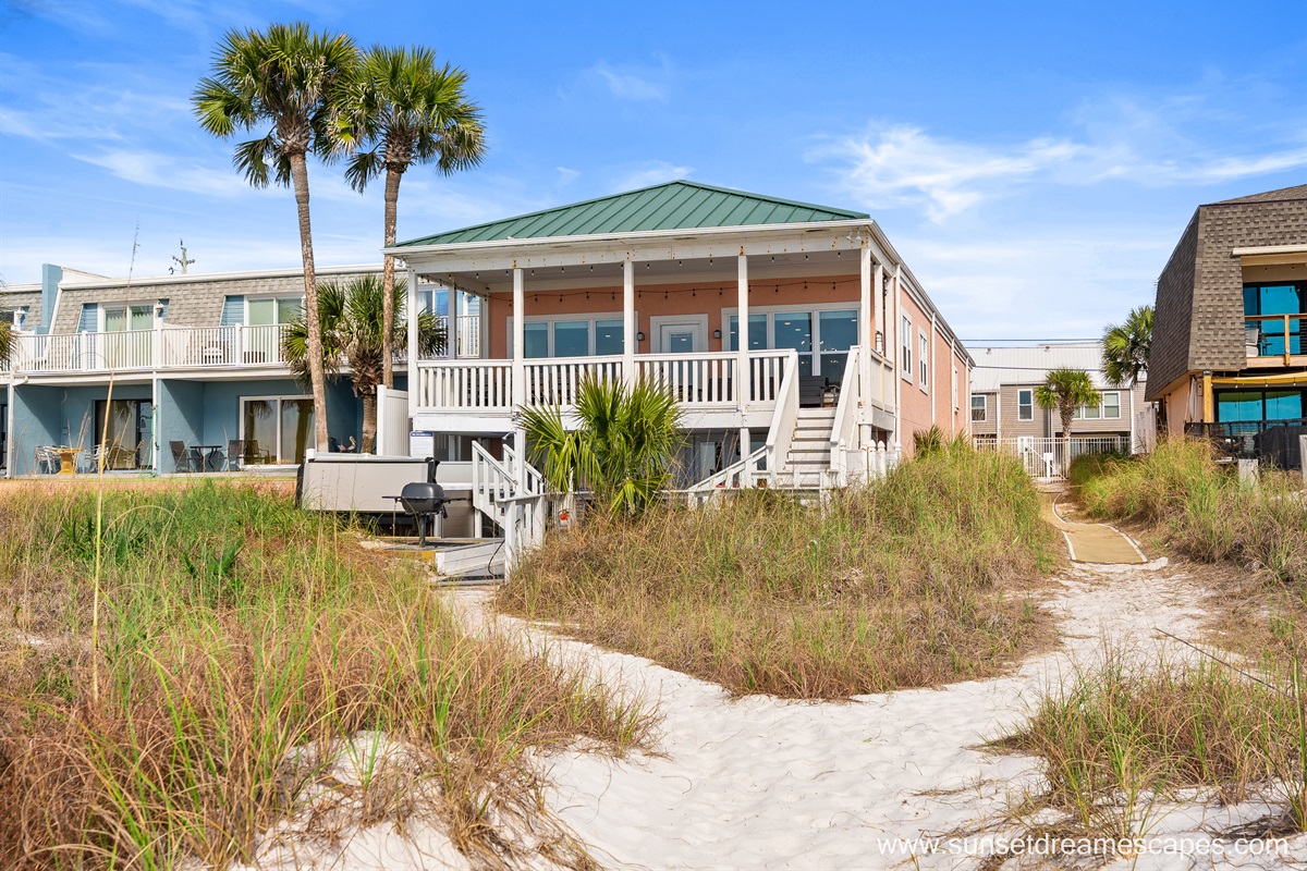 Surfside Retreat is located right on the beach. While shopping and grocery stores are located conveniently nearby, this end of the beach is more quiet for guests looking for a Surfside Retreat