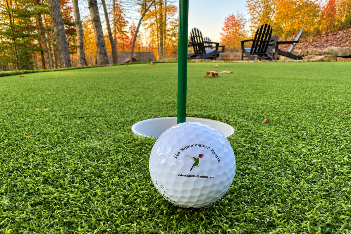 Putting green at The Hummingbird Hearth
