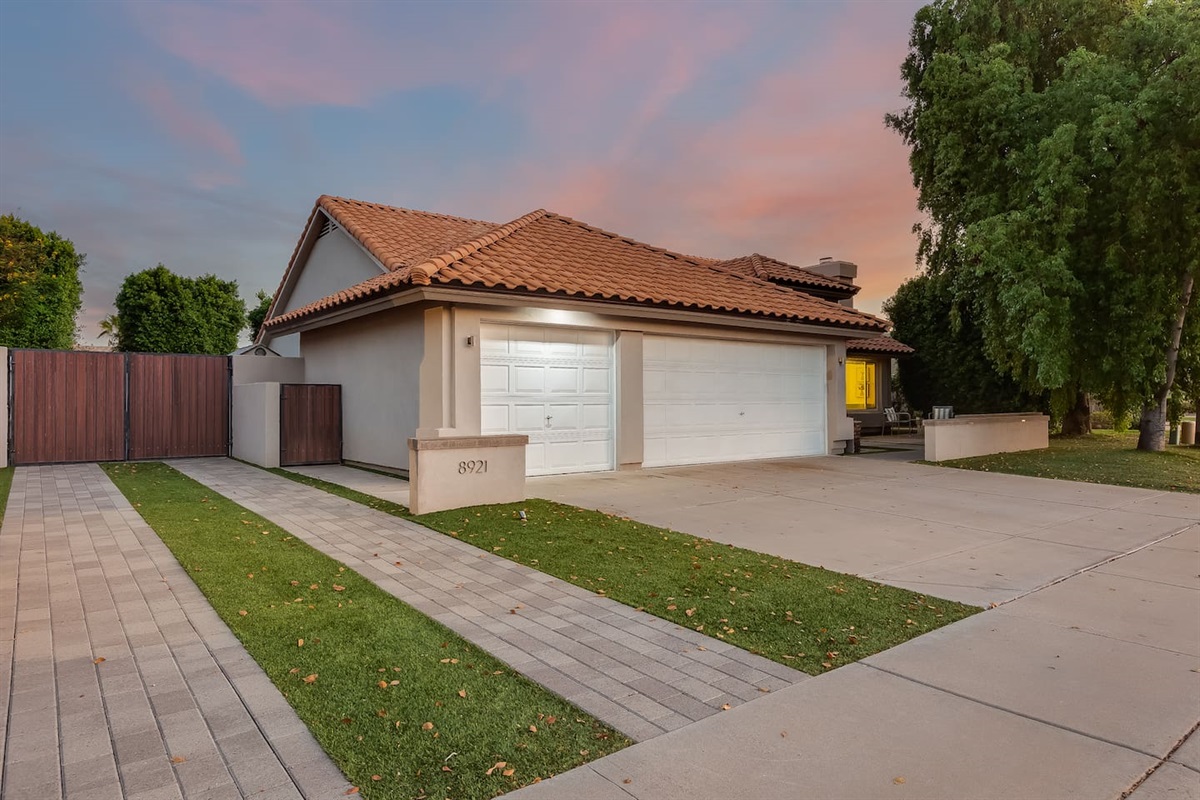 Meadow Hill · Dynamic Modern Home in N S — Meadow Hills in North Scottsdale / Heated Pool, Scottsdale, Arizona — photo 68
