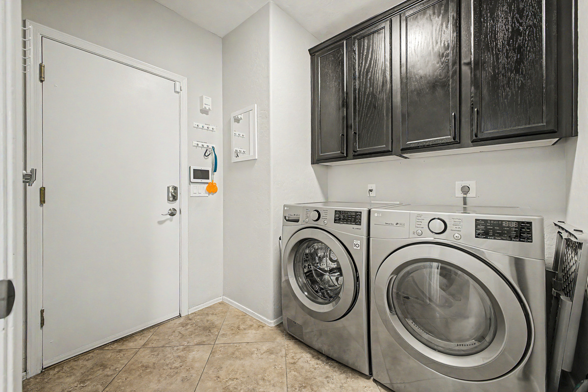 Laundry Rm