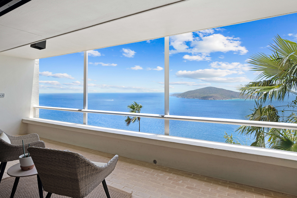 Imagine morning coffee breaks or evening happy hours here.
