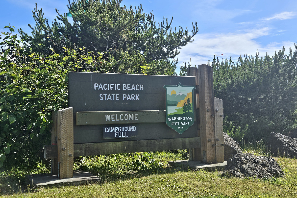 Pacific Beach State Park - 1 mile south